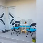 Miran Odmor U Srcu Pule! Apartman Iva 60M2.