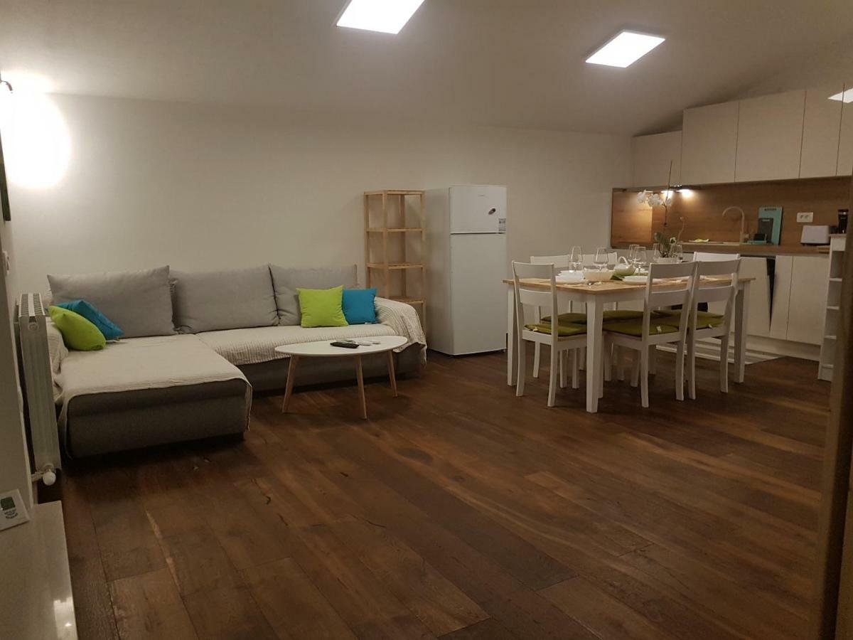 Miran Odmor U Srcu Pule! Iva 60m2. * Pola
